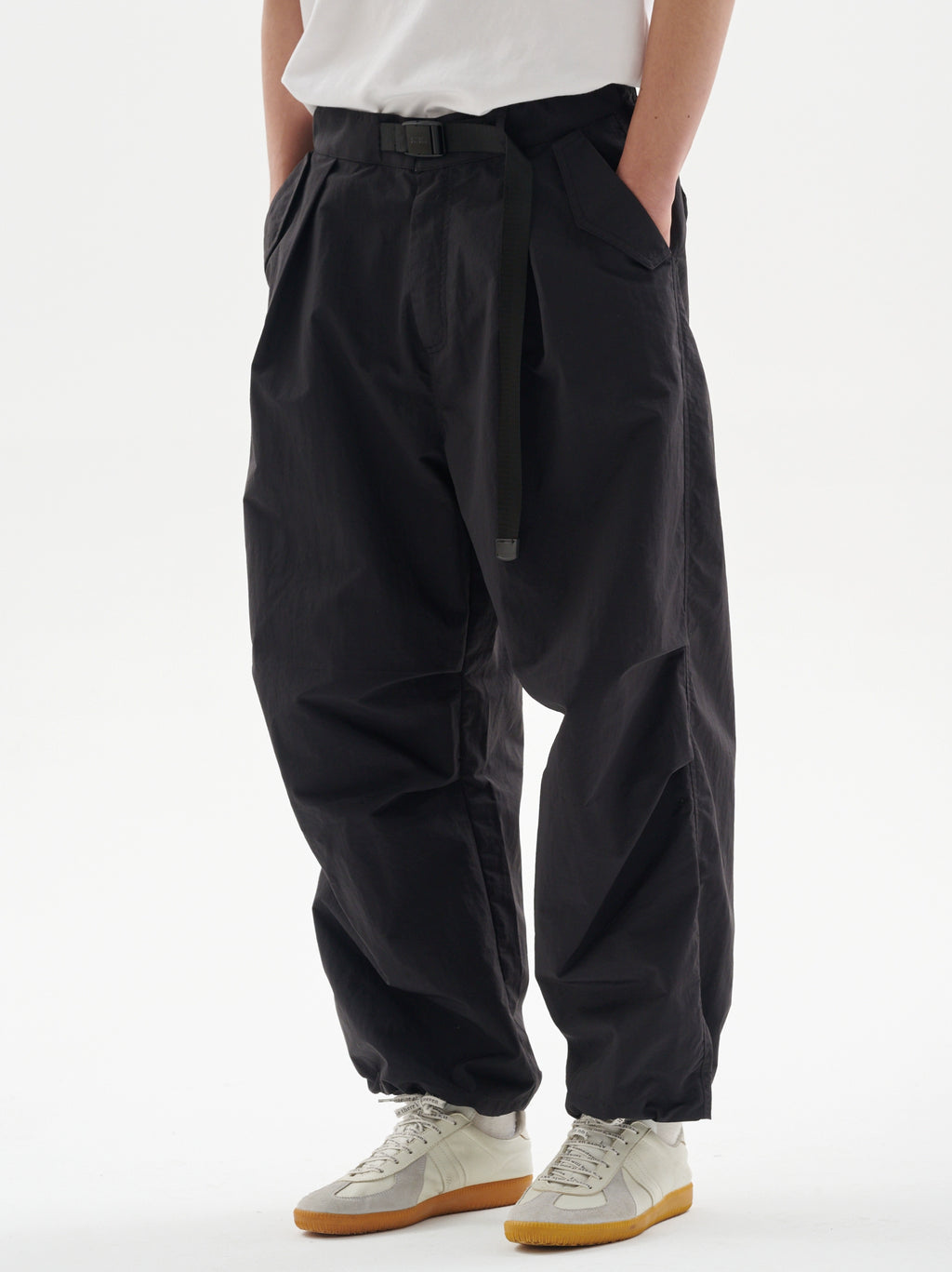 BUTTBILL 120g Water-Resistant Nylon Straight-Leg Flight Pants