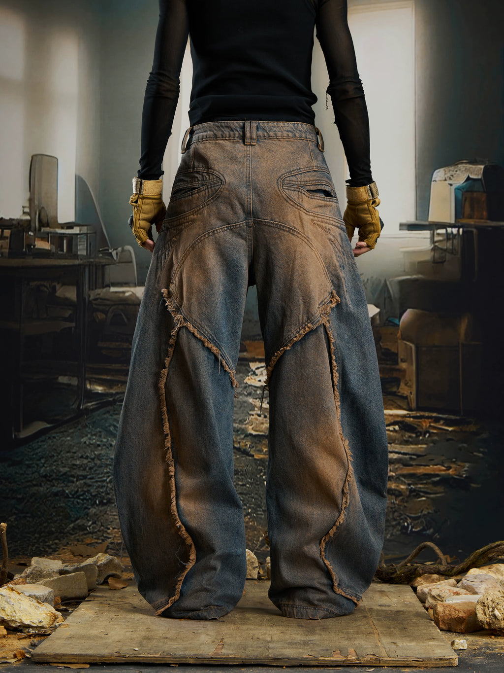 NOMANIAI Overweight Deconstruction Rough Edge Old Structure Scimitar Jeans