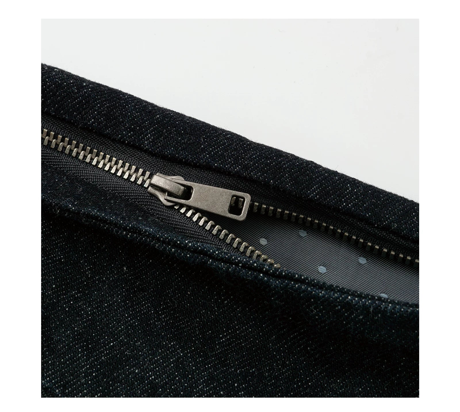 Oinimi Fun Buttonhole Embroidered Denim Fanny Pack