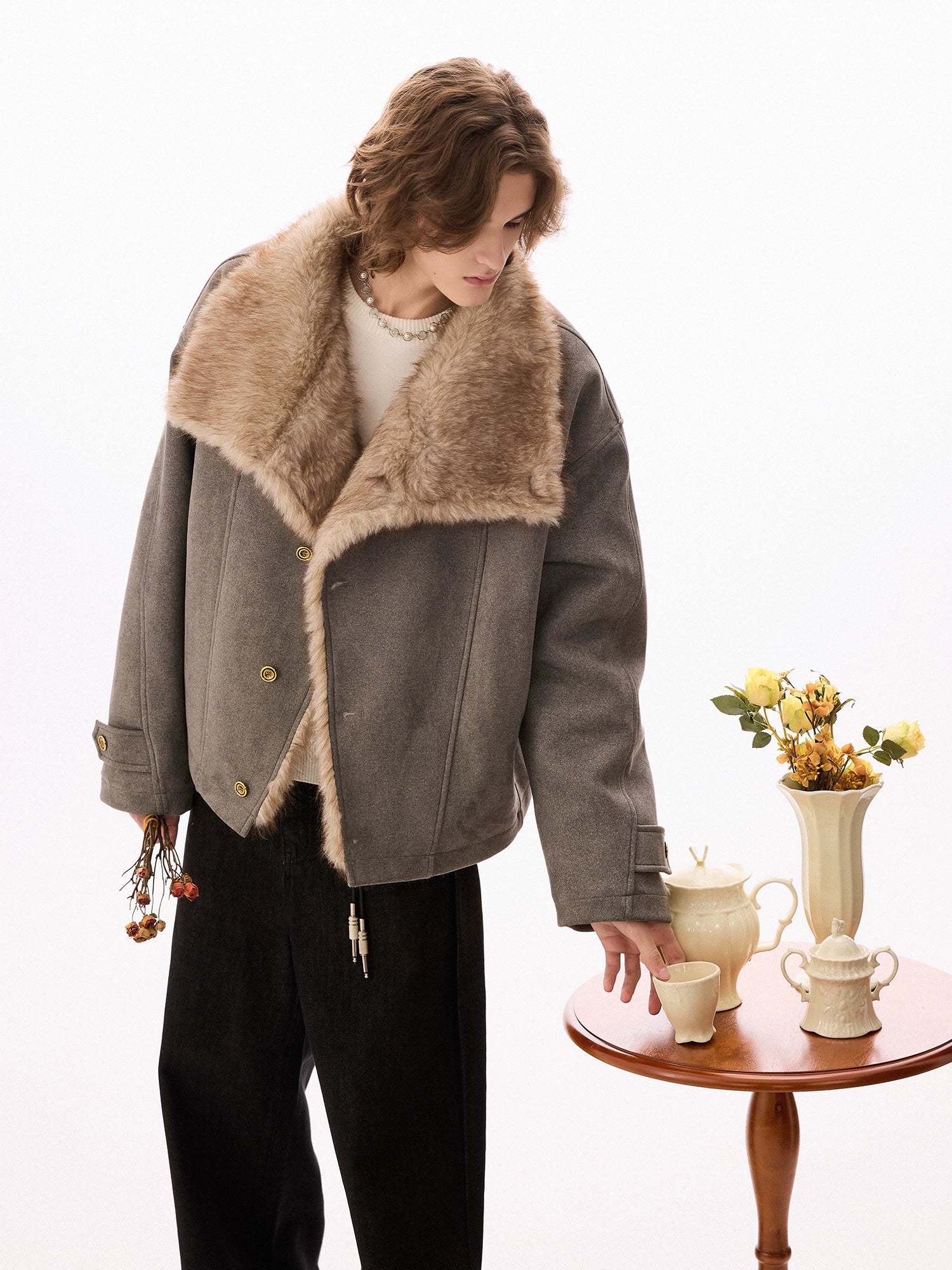CHOR | 320g Faux Suede Bomber Jacket with Faux Fur Collar