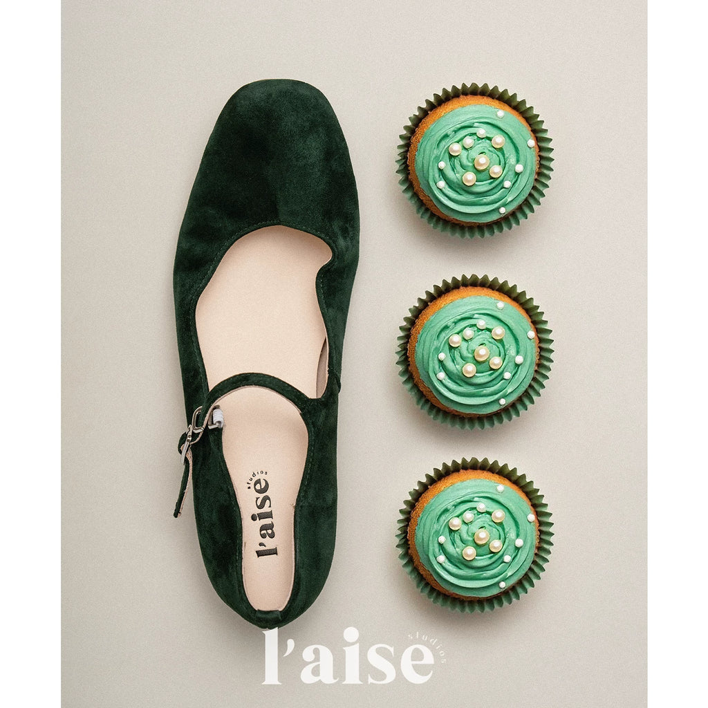 L'aise Suede Chunky Heel Mary Jane