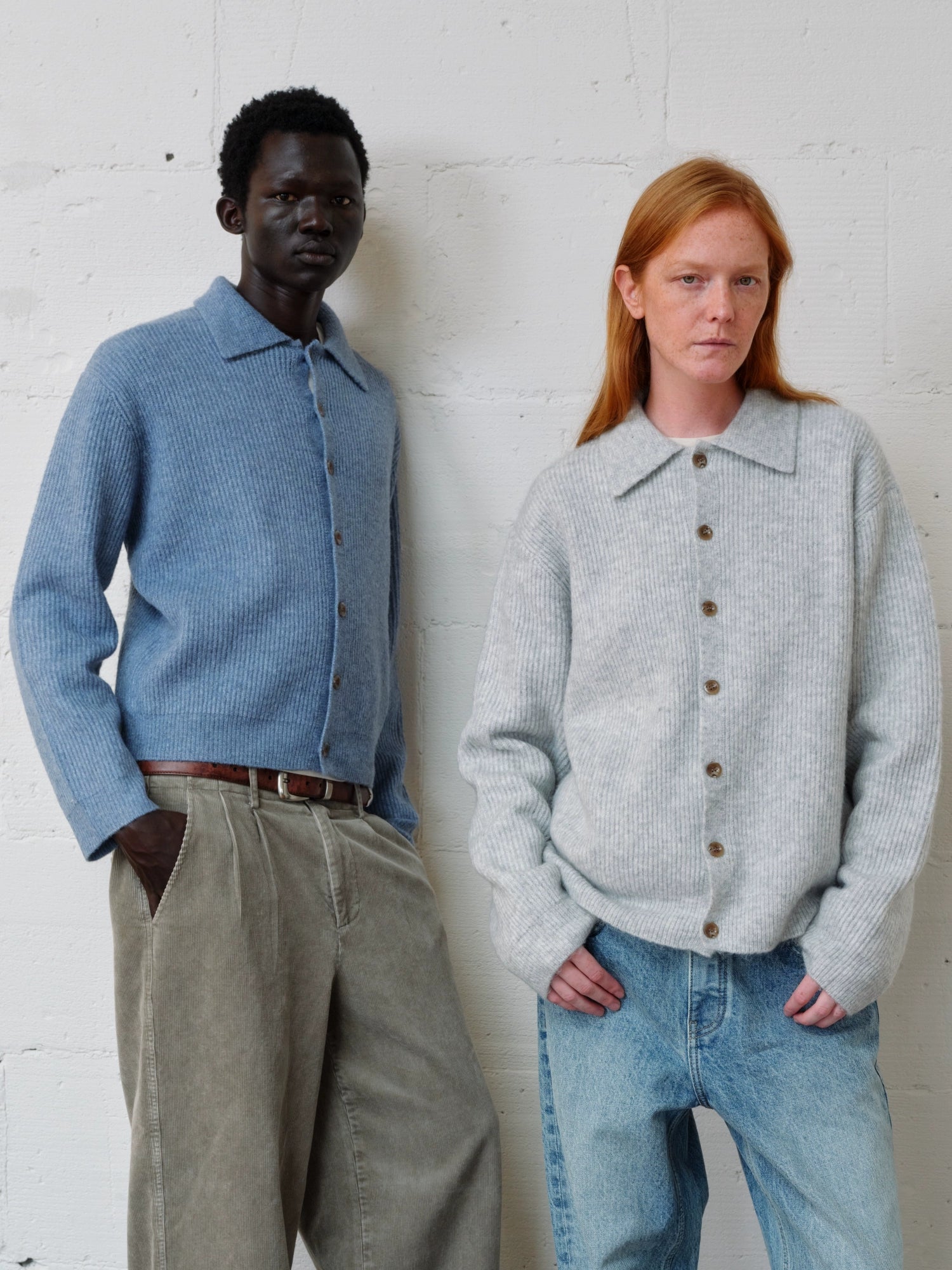 VLABMADE Simple Contrasting Button-down Knitted Cardigan