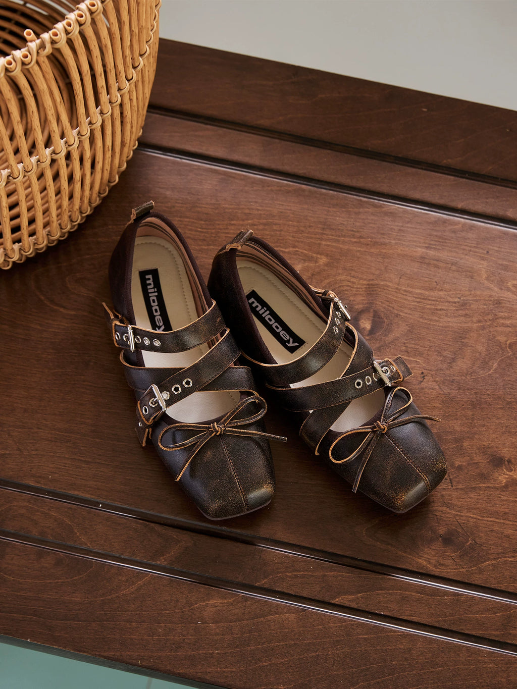 MILOOEY Leather Bow Mary Jane Flats