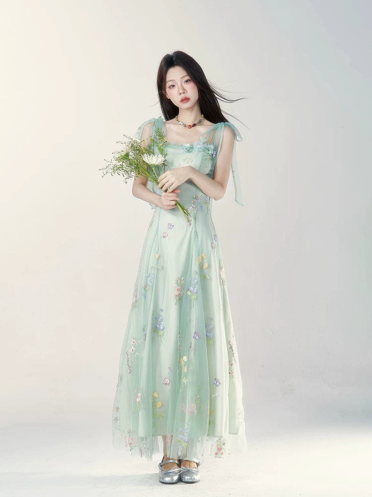 Wildberry Floral Suspender Waist Thin Dress