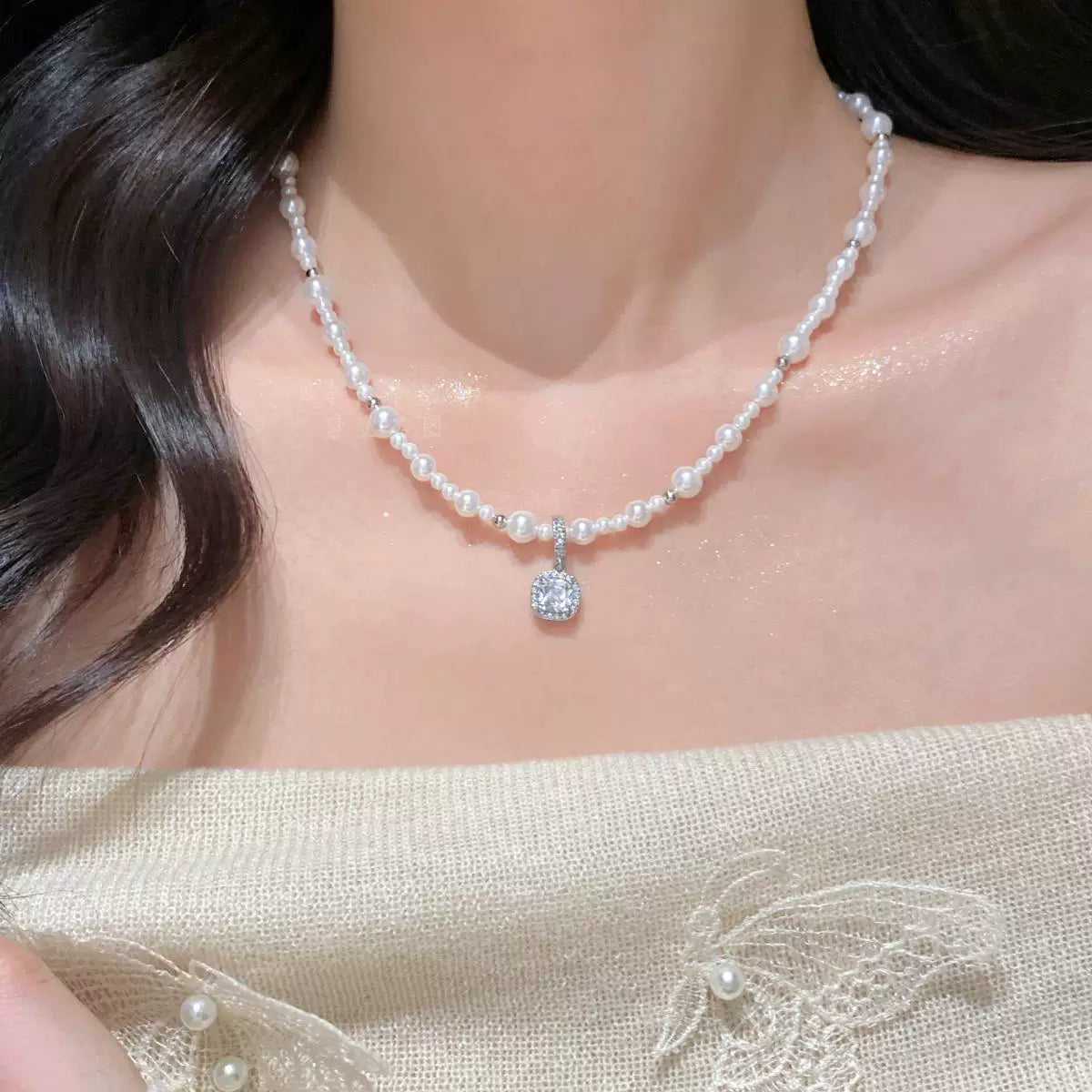 LIDAYE Sugar Bubble Pearl Pendant Choker Necklace