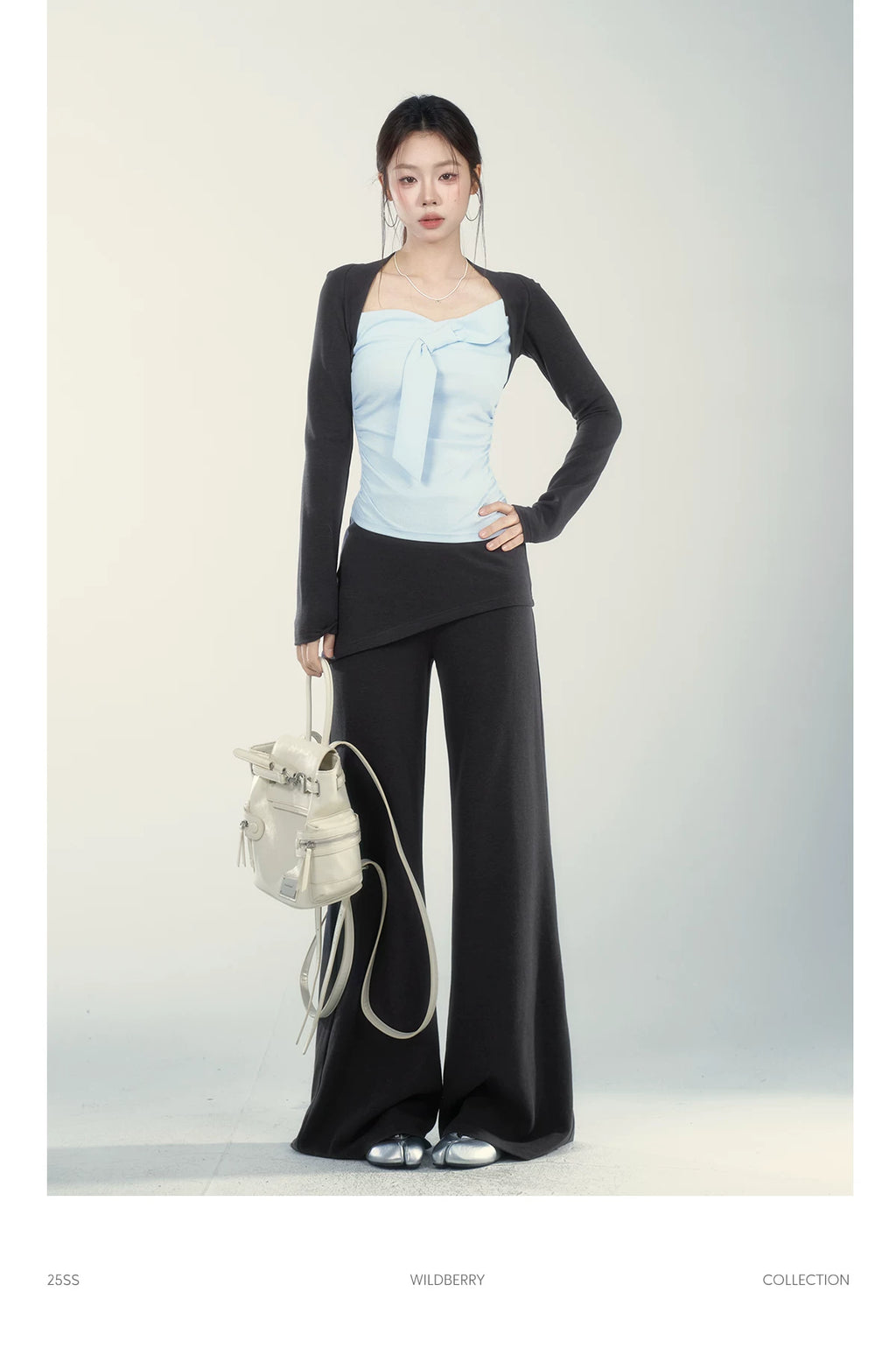 Wildberry Contrasting Color Slim-fitting Long-sleeved Knitted Sweater
