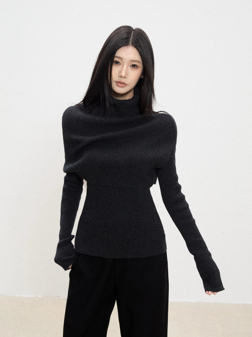 WITHMIN Slim and Thin Bottom Knitted Long Sleeves