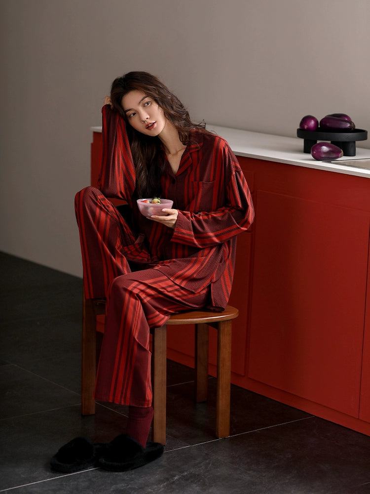 Yuenei Premium Long Sleeve Home Pajamas