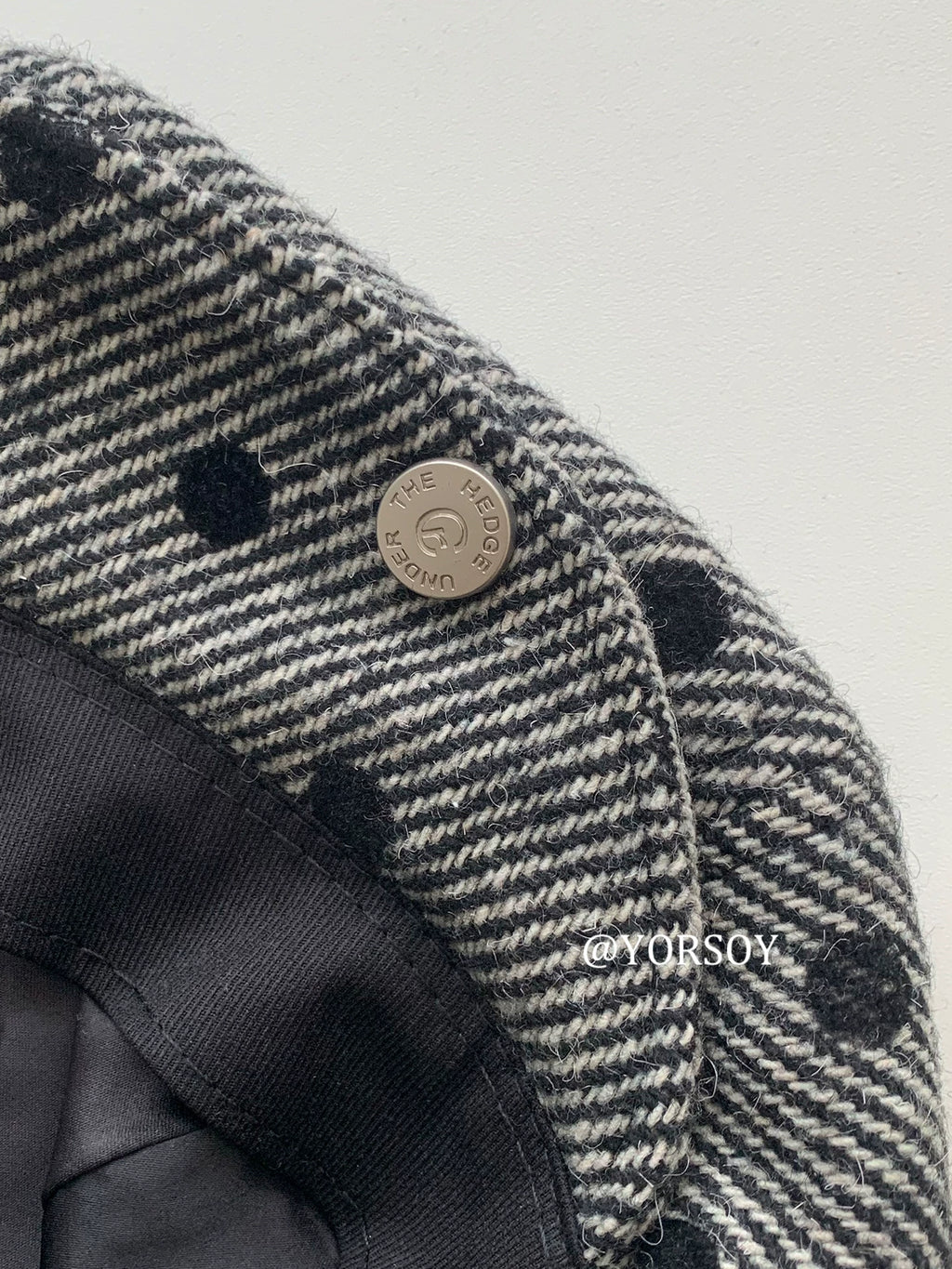 YORSOY Vintage Polka Dot Wool Beret