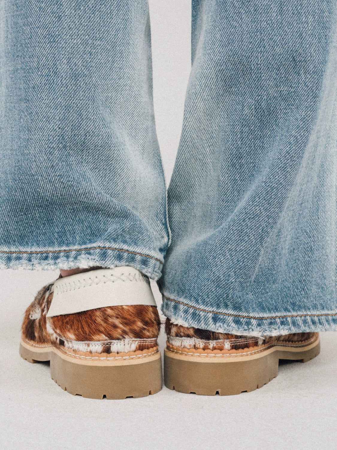 DYZZYMOTIF Vintage Horsehair Leopard Print Casual Loafers