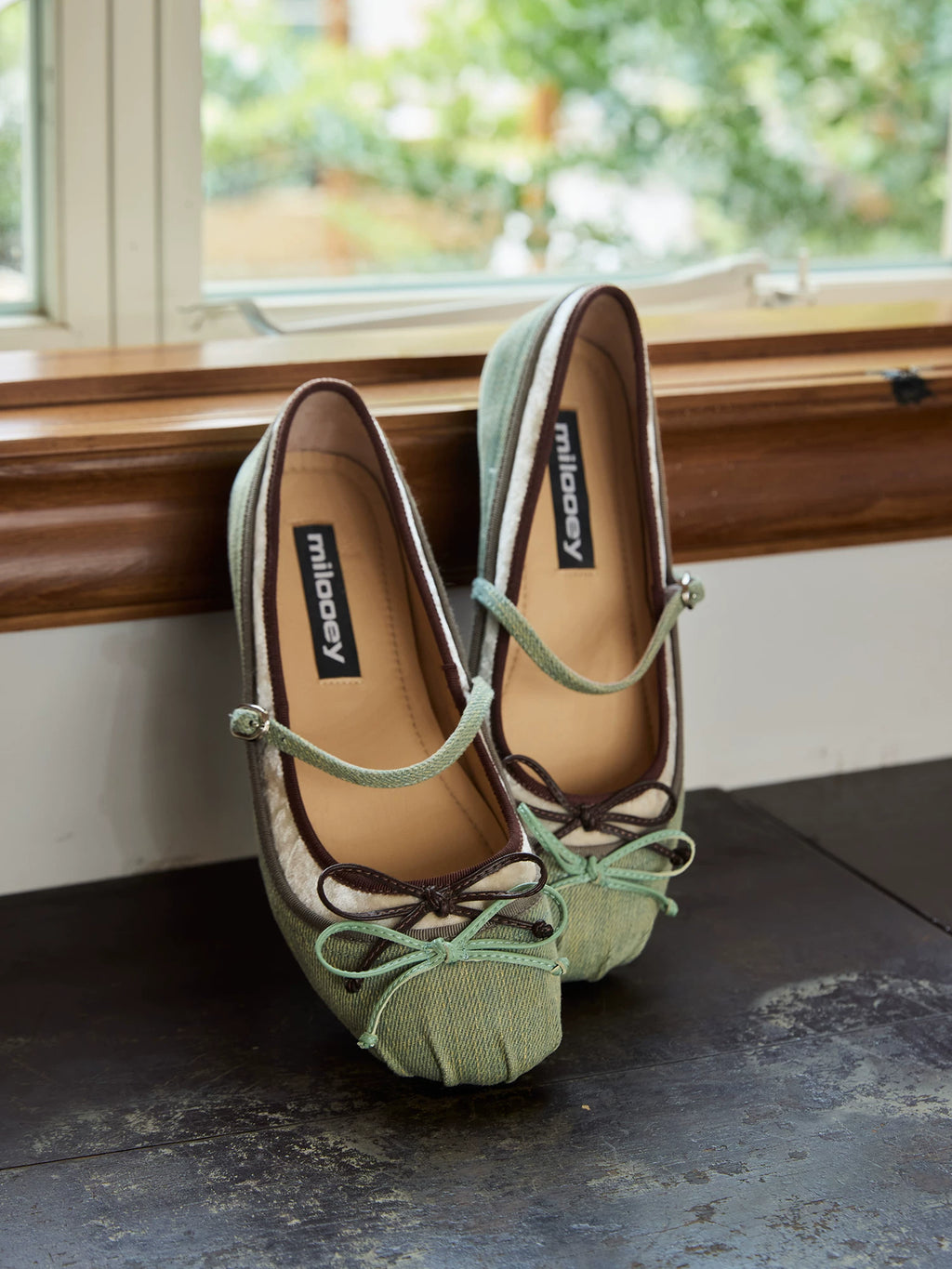 MILOOEY Leather Mary Jane Flat