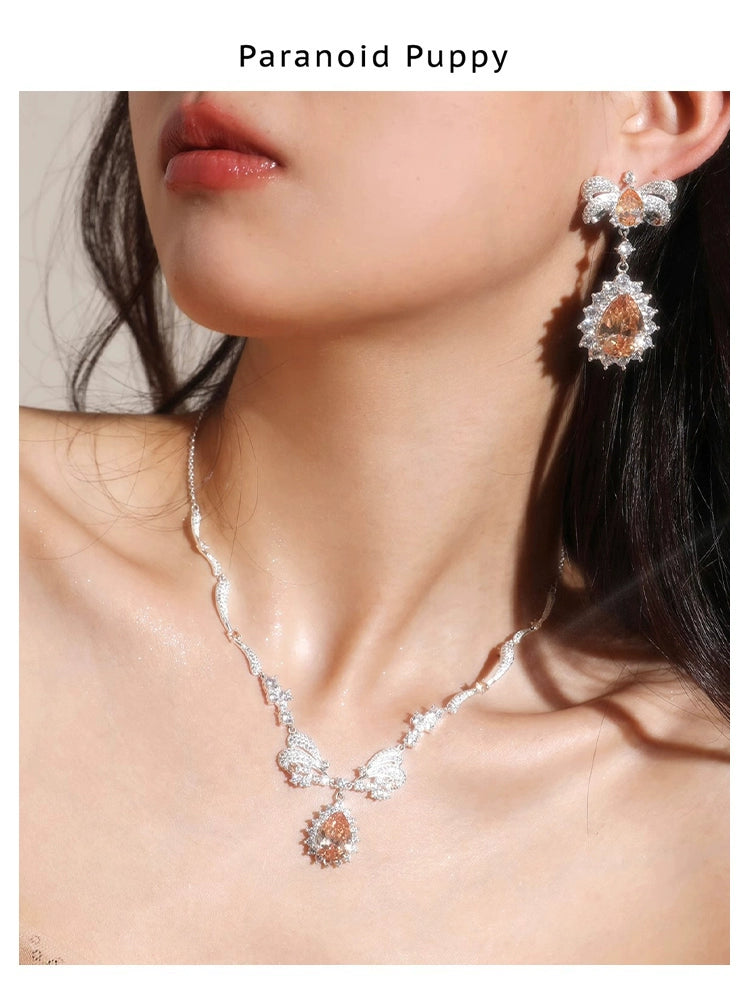 ParanoidP Bow Premium Necklace