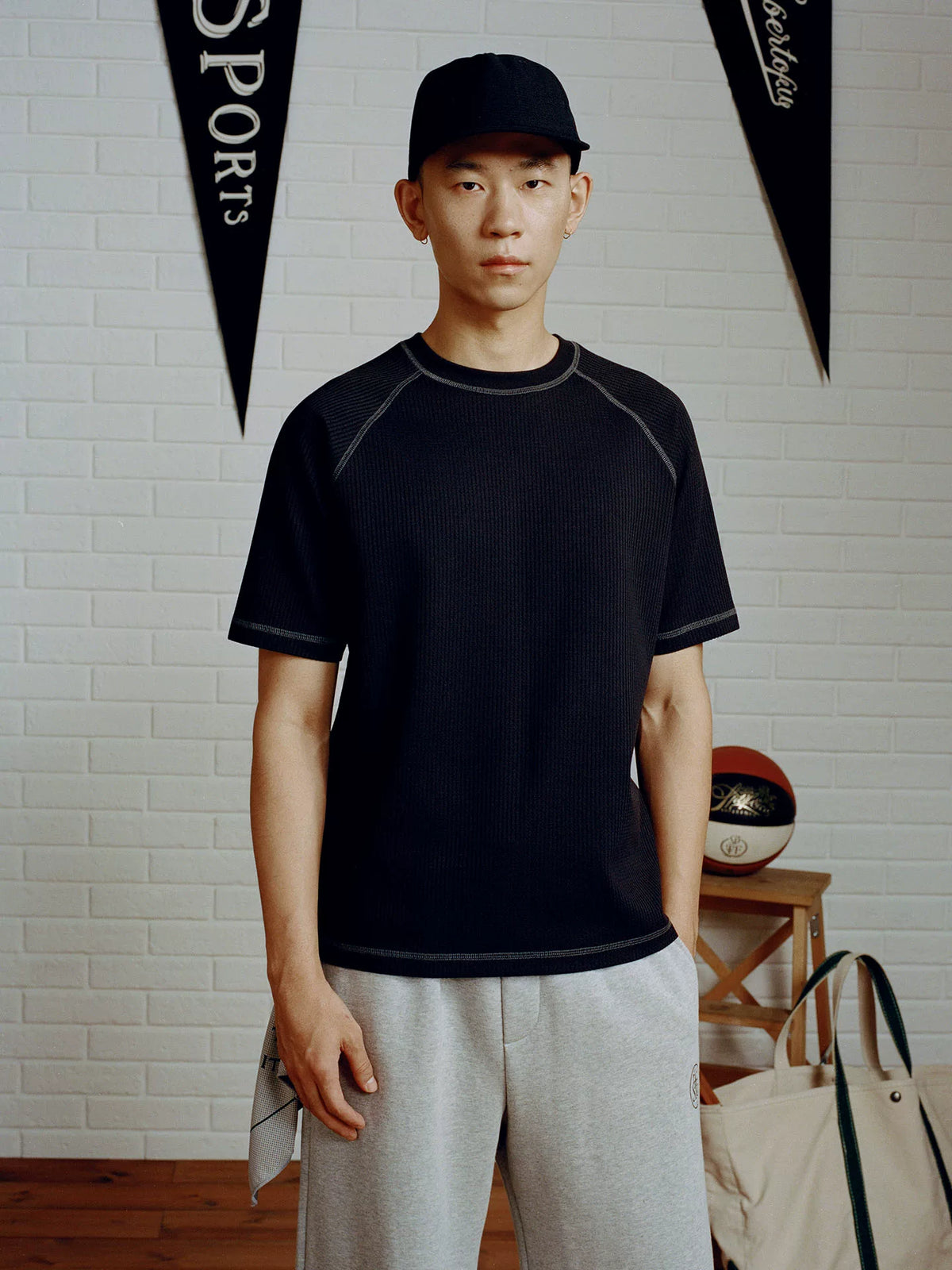 SUPERTOFU Colorblock Waffle Breathable Loose Tee