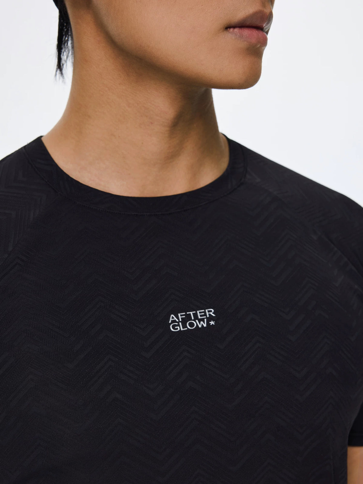 AFTERGLOW Light and Breathable Sports Tee