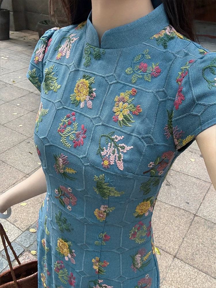 ZIHE Floral Embroidered Pinched Waist Dress