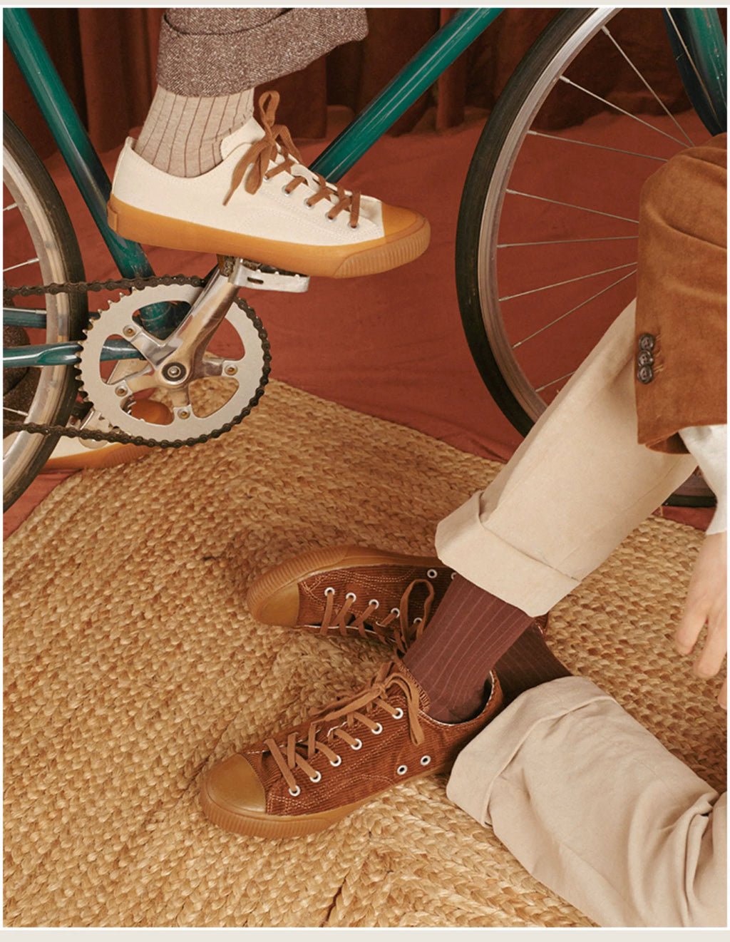 CULTUM Canvas Lace-Up Low-Top Sneaker