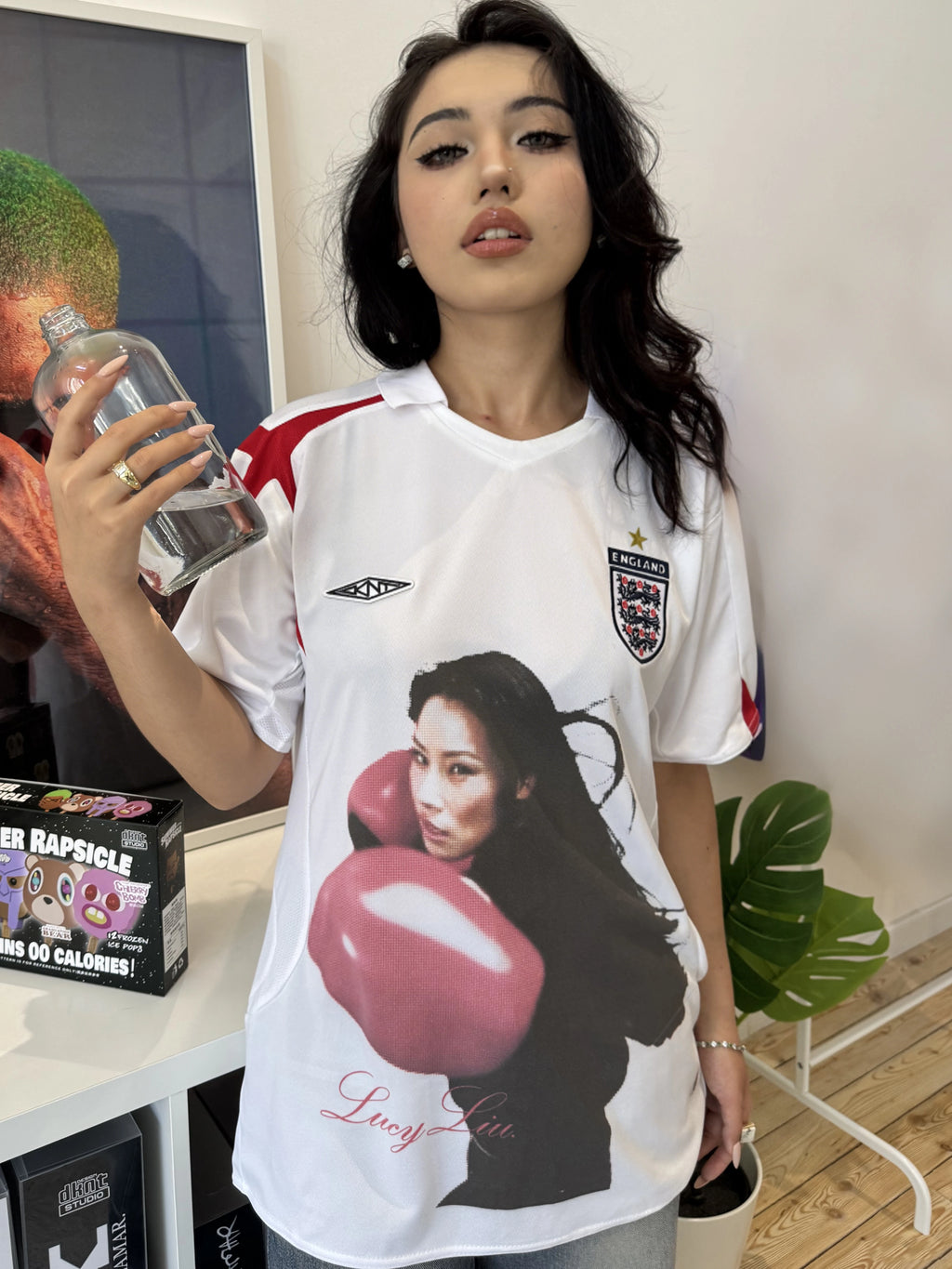REMAKE Liu Yuling Red Gloves Portrait Short Sleeves
