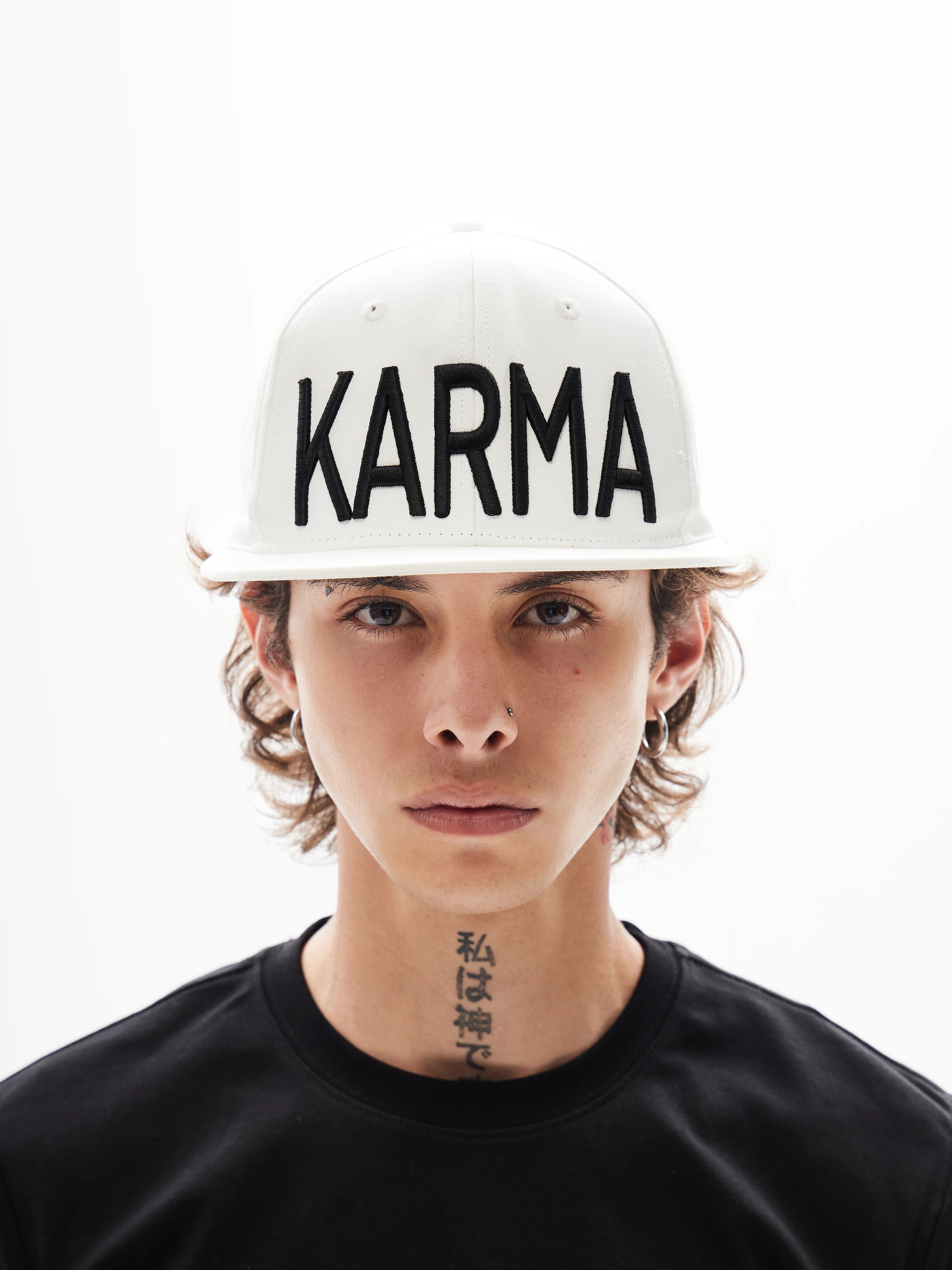 KARMANISTIC Embroidered Letter Flat-Brim Cap