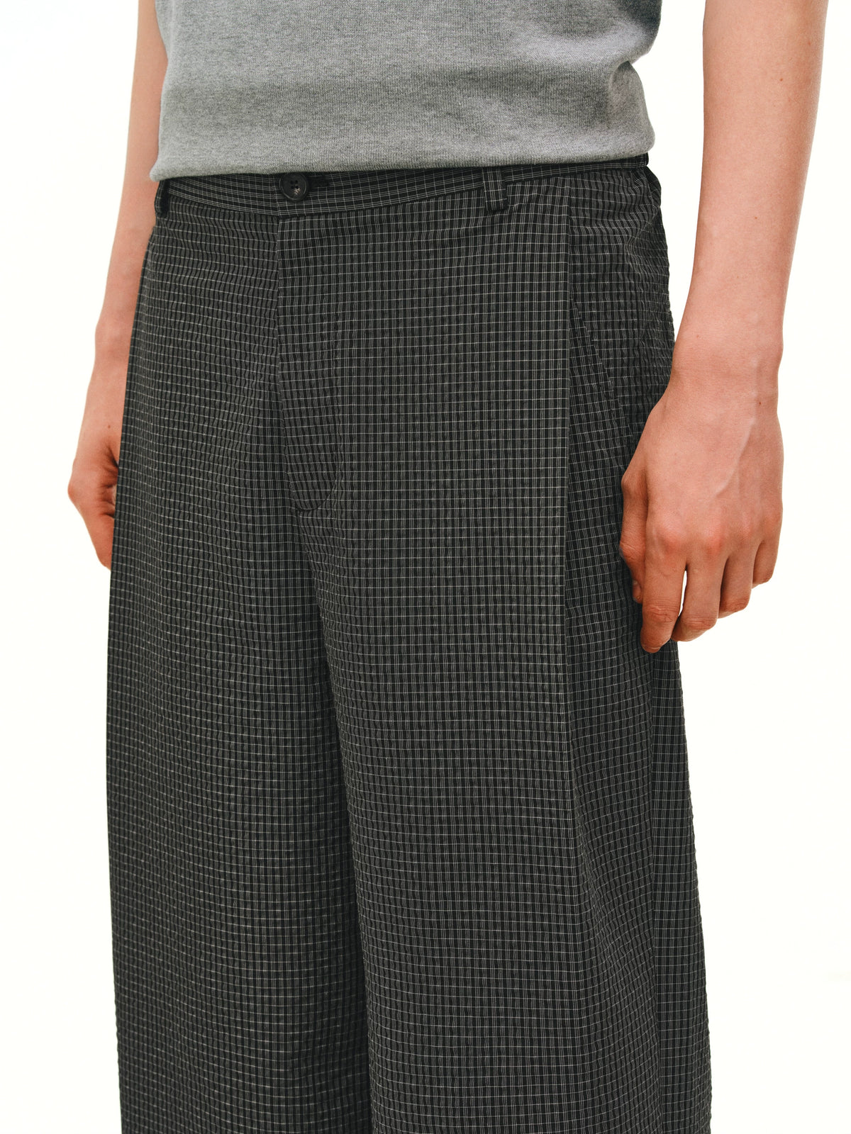 NONRADICAL Seersucker Plaid Side-Pleated Straight-Leg Trousers