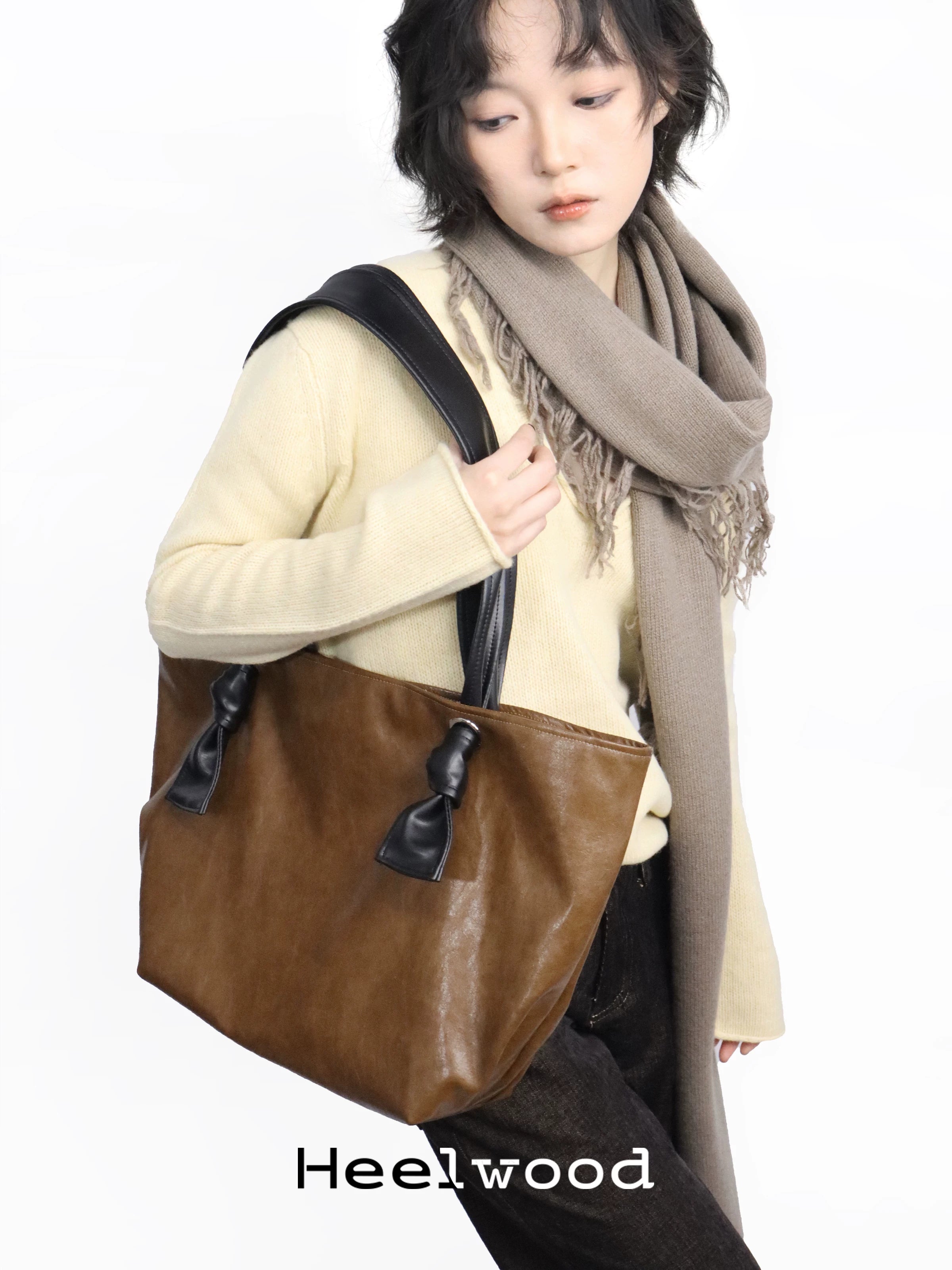 Heelwood Mocha Brown Leather Magnetic Snap Shoulder Bag