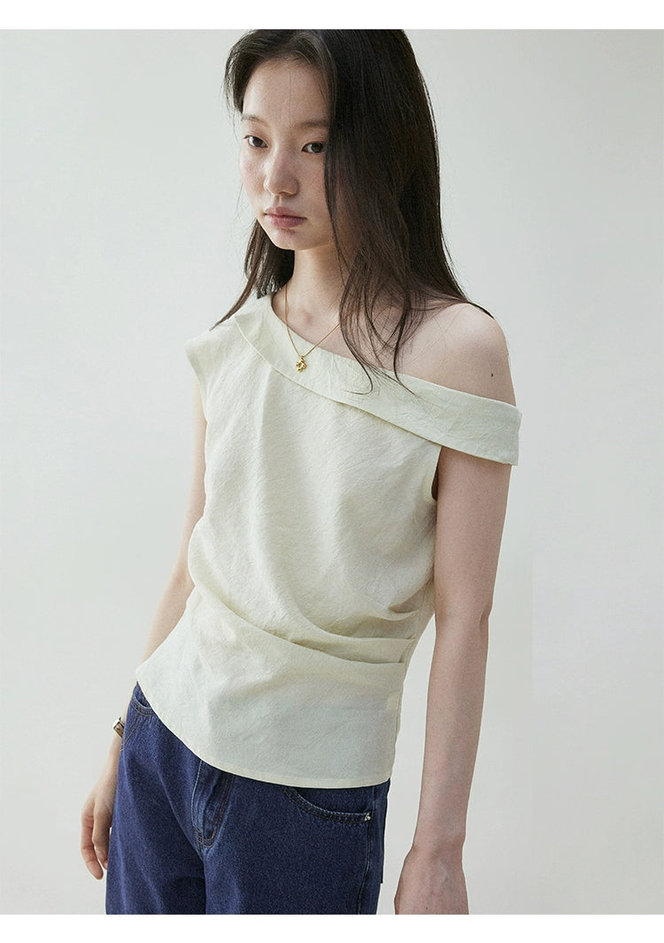 VOOE Irregularly Pleated Shoulder Shirt