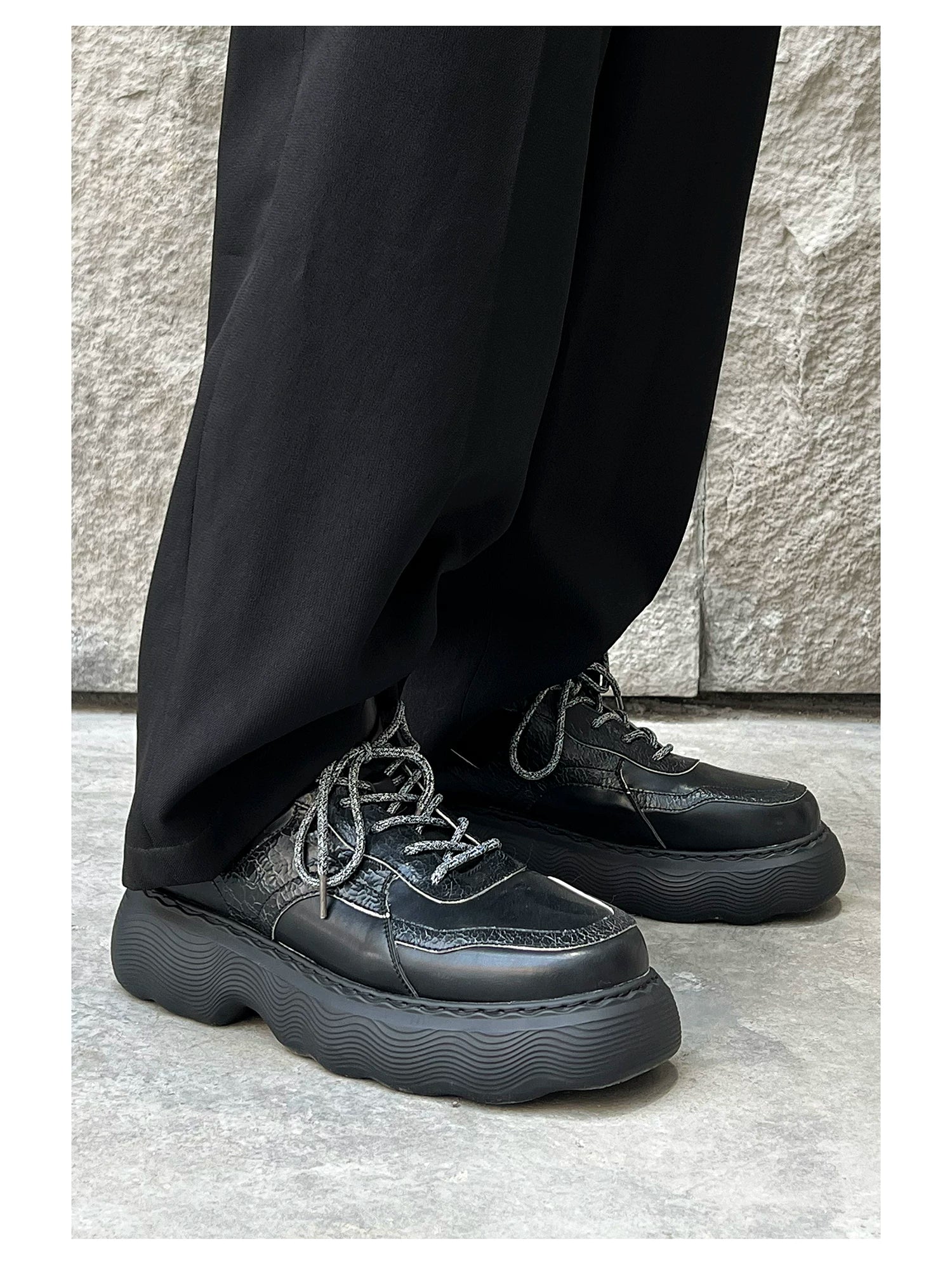 HANQIAORIJI Leather Lace-Up Chunky Dad Shoe