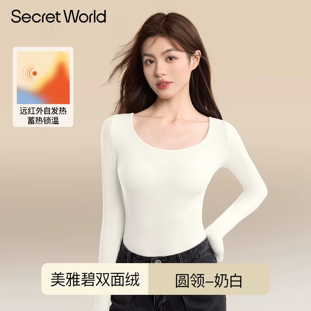 Secret World Semi-turtleneck Slim Sleeve