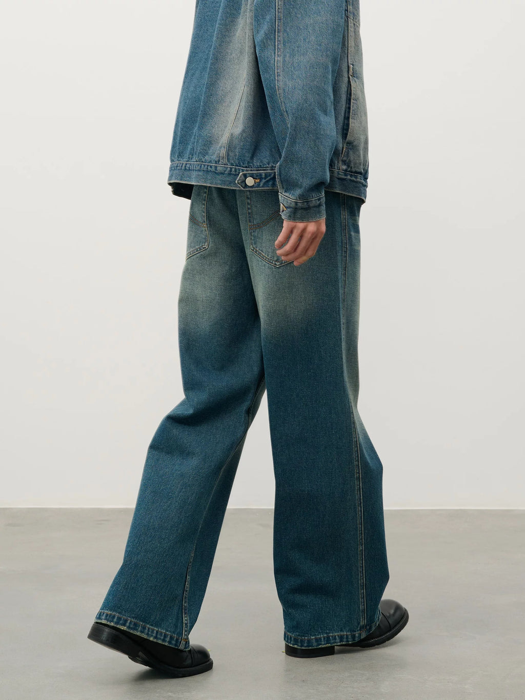 DIMC Distressed Straight-Leg Slim Fit Jeans