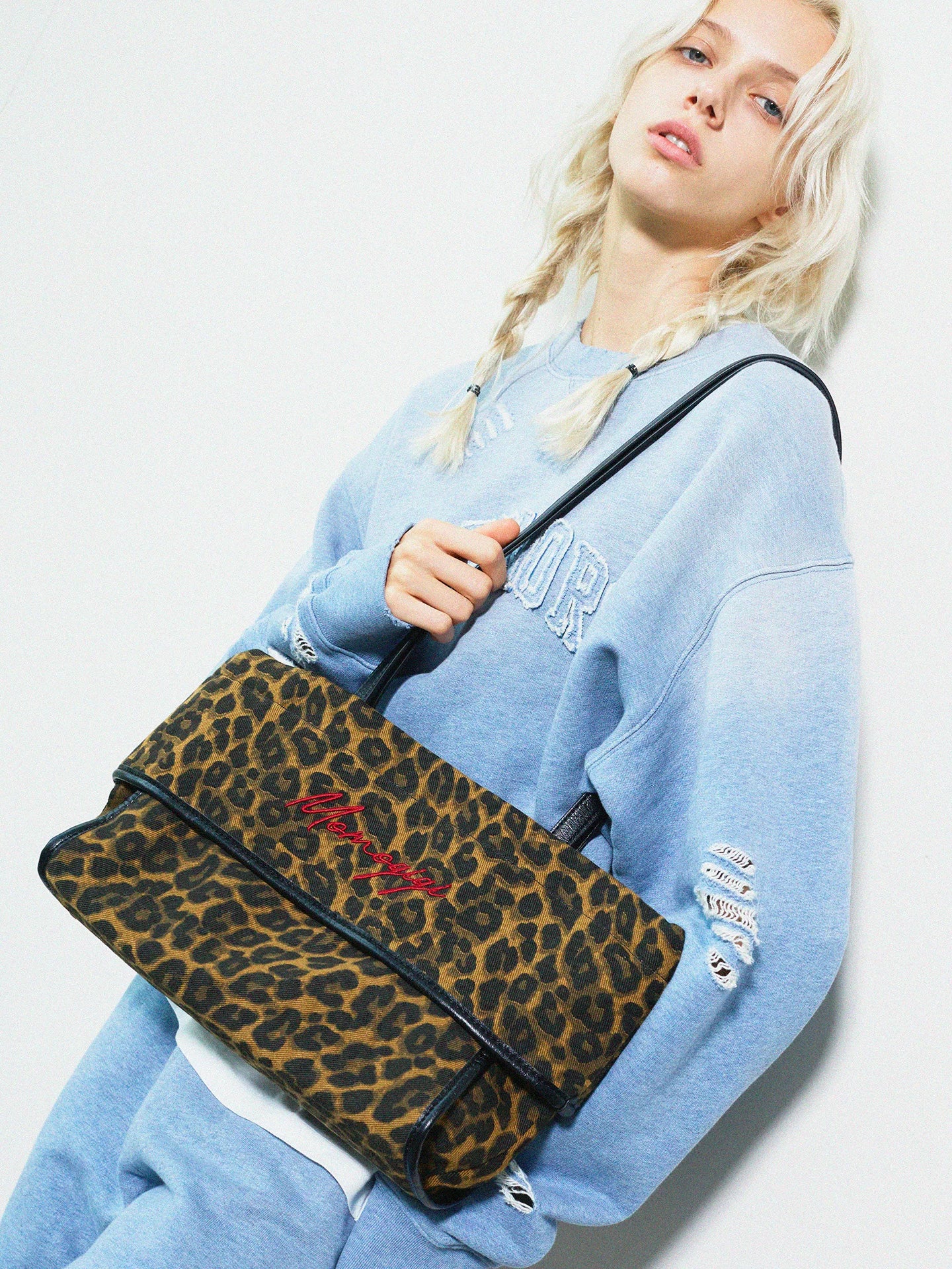 Momogigi Vintage Leopard Print Canvas Casual Underarm Bag