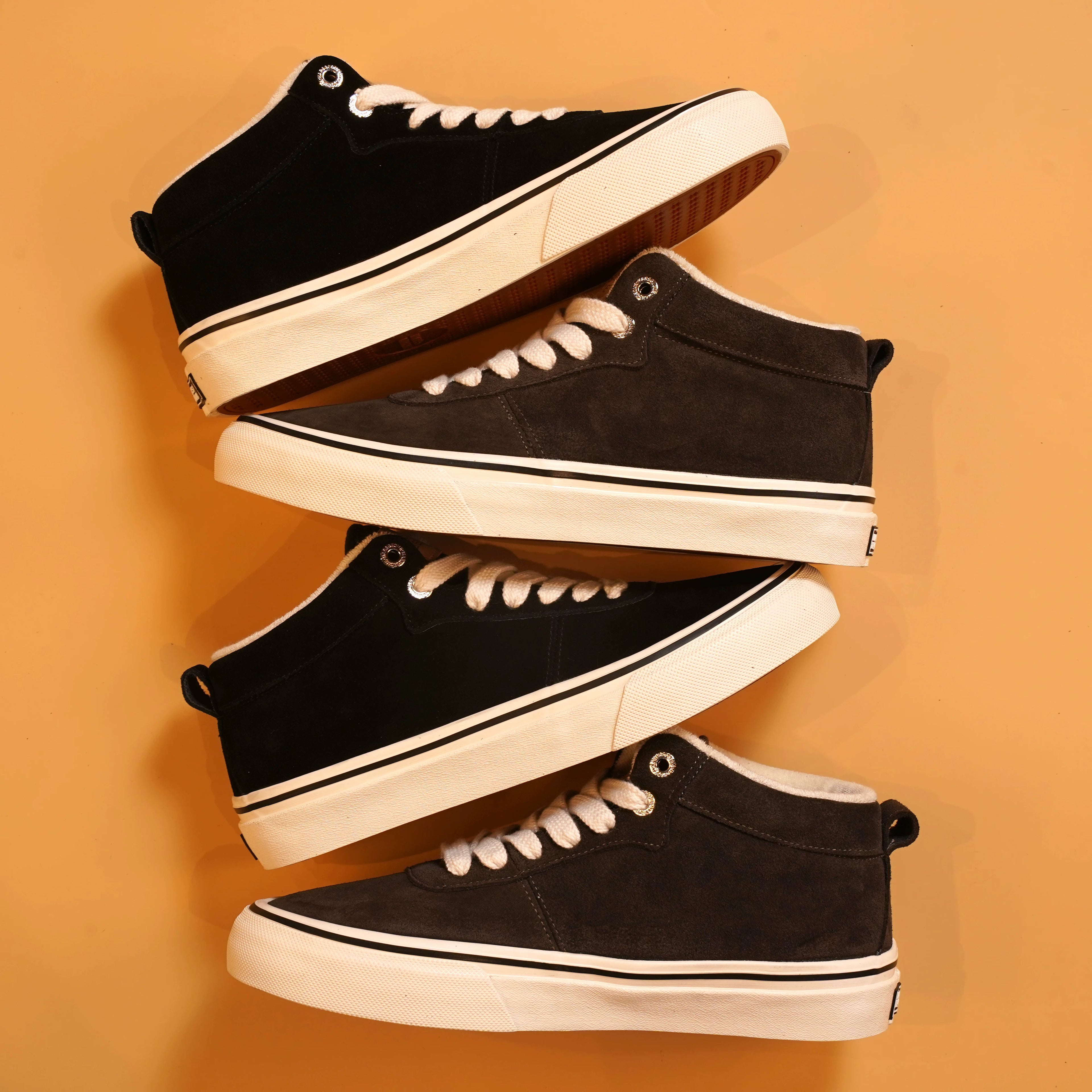 MARS GEOME Mid-top Velvet Leather Board Shoes Cotton Shoes