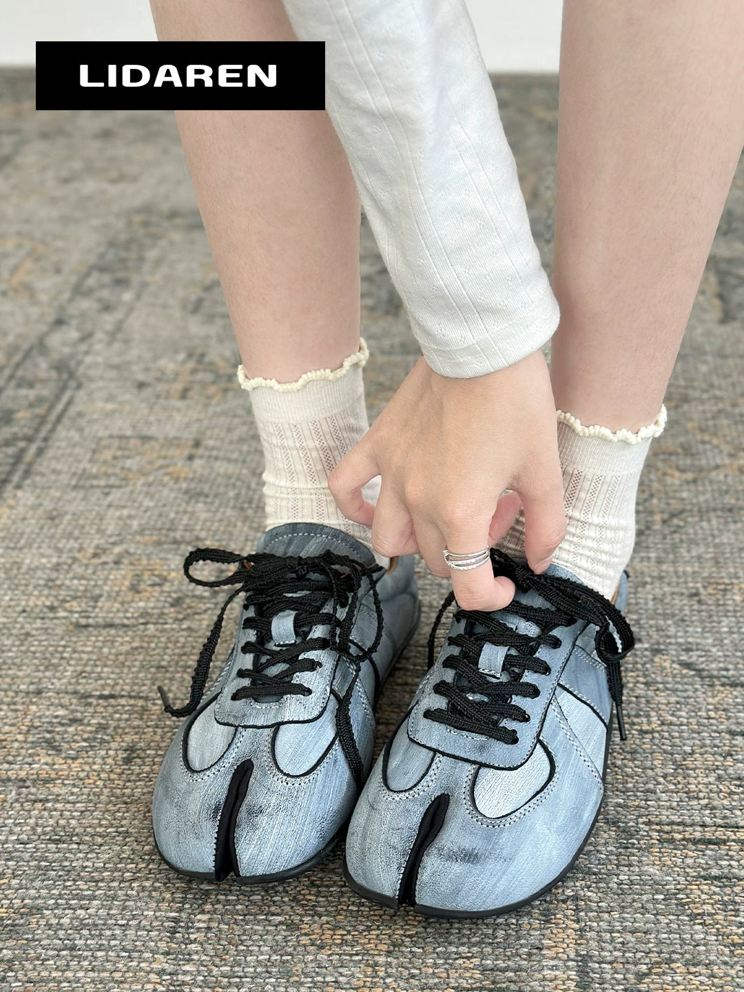 Lidaren Produced Suede Split-Toe Training Sneaker