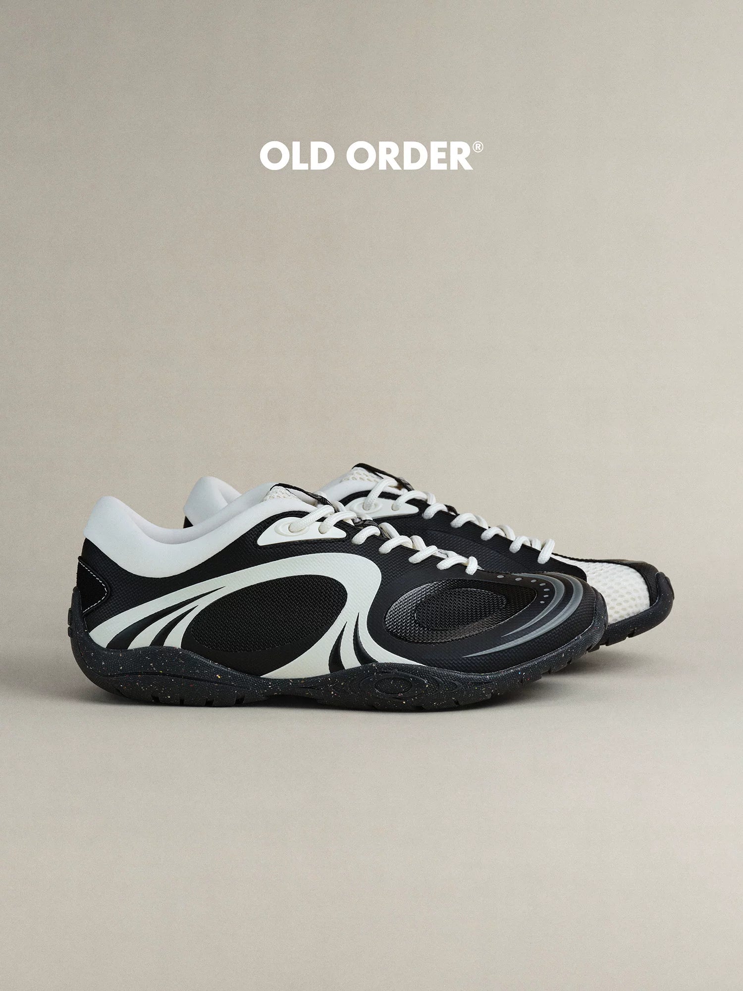 OLD ORDER Obsidian Breathable Running Sneaker