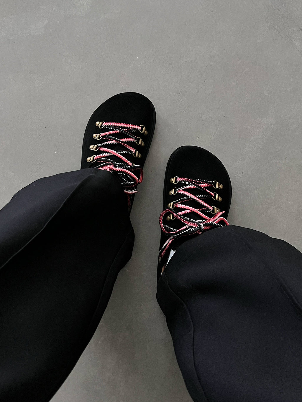 TZ Killer Bag Head Colored Shoelaces One Pedal Shoes