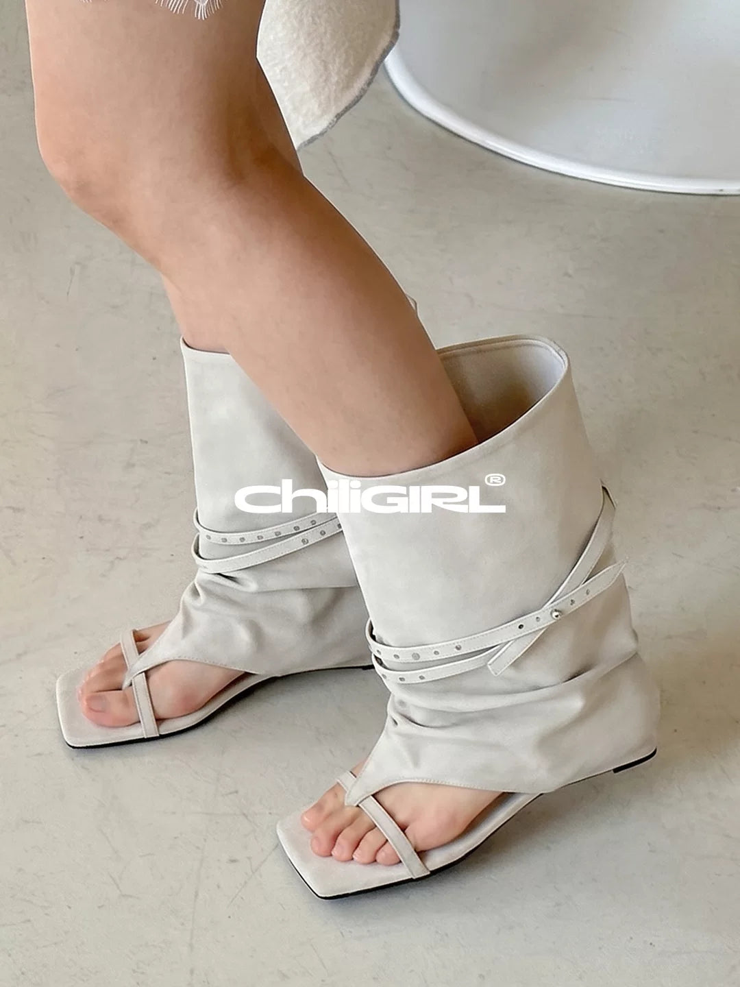 CHILIGIRL PU Buckle Square-Toe Mid-Heel Boot