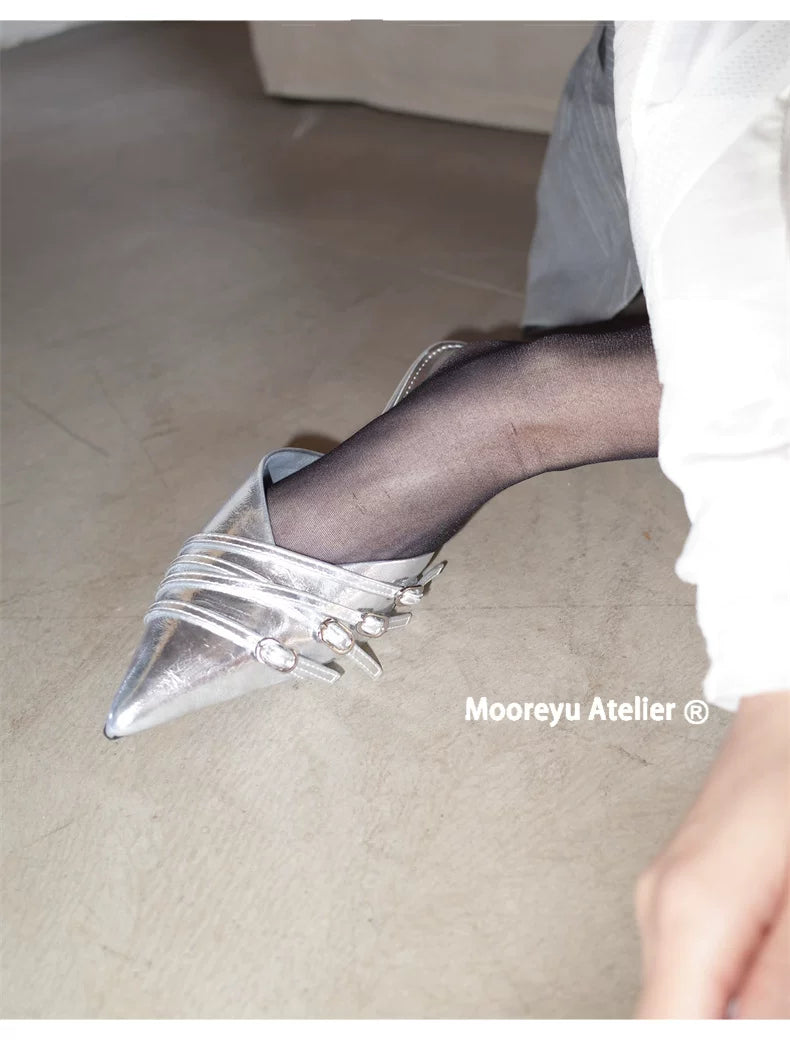 Mooreyu Pointed Belt Buckle Head Stilettos