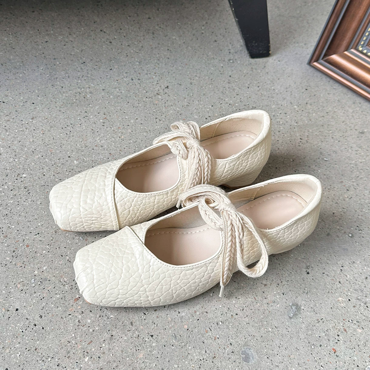 Lidaren Produced Lace-Up Ballet Flat with Pig-Nose Design