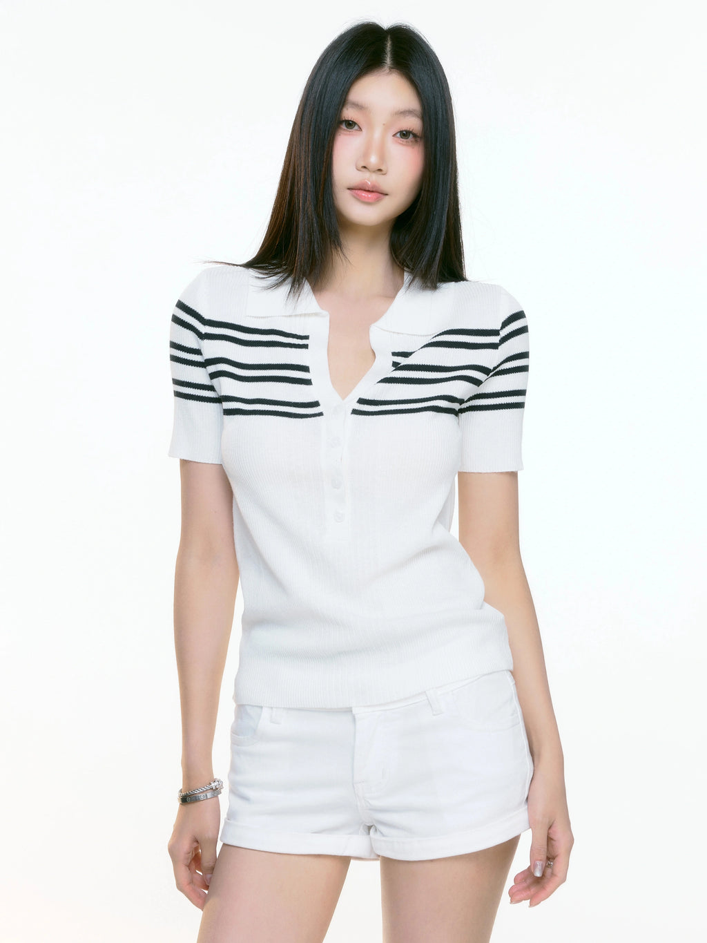 WITHMIN Knitted Slim and Thin Front Shoulder Tee