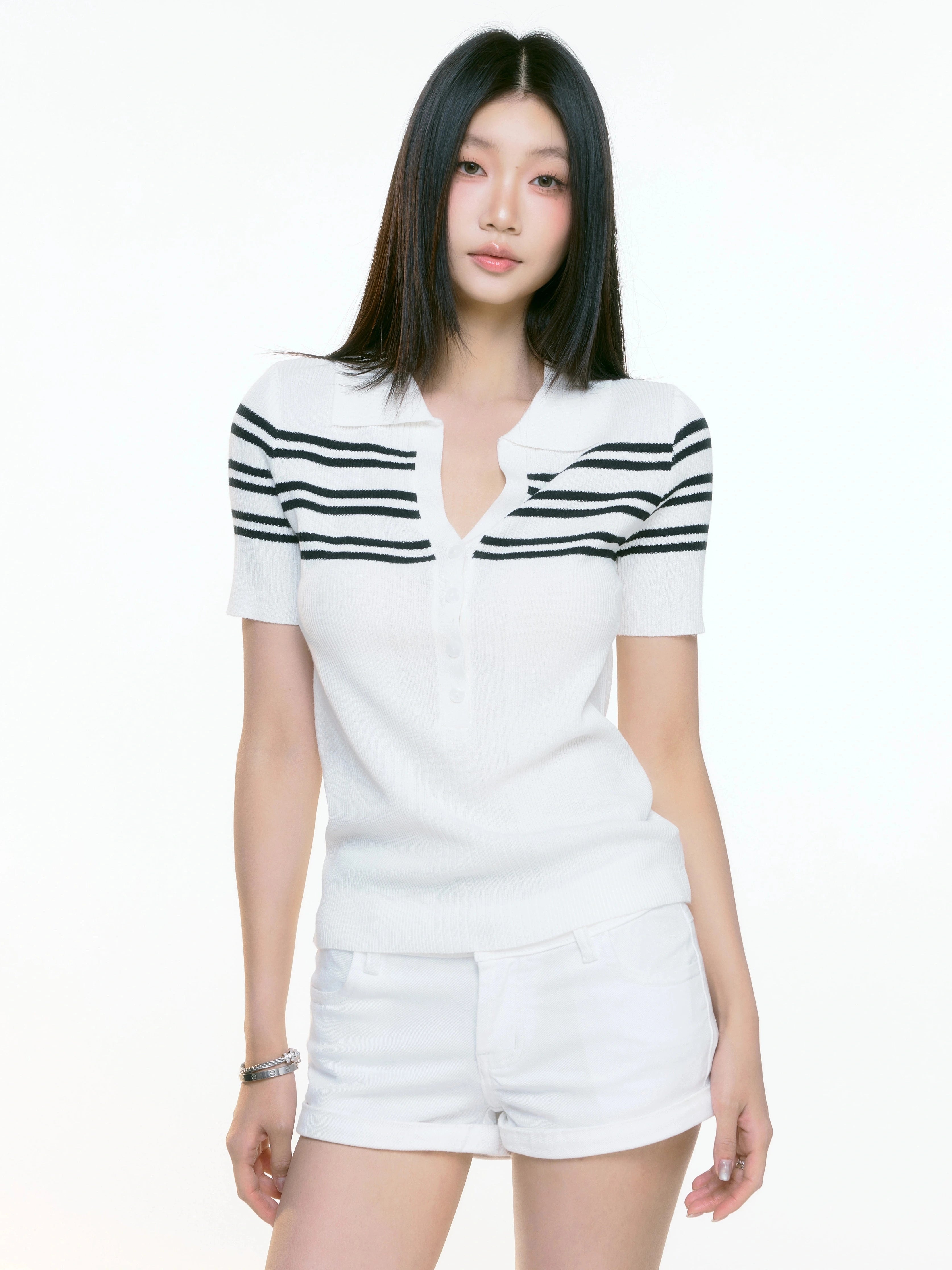 WITHMIN Knitted Slim and Thin Front Shoulder Tee