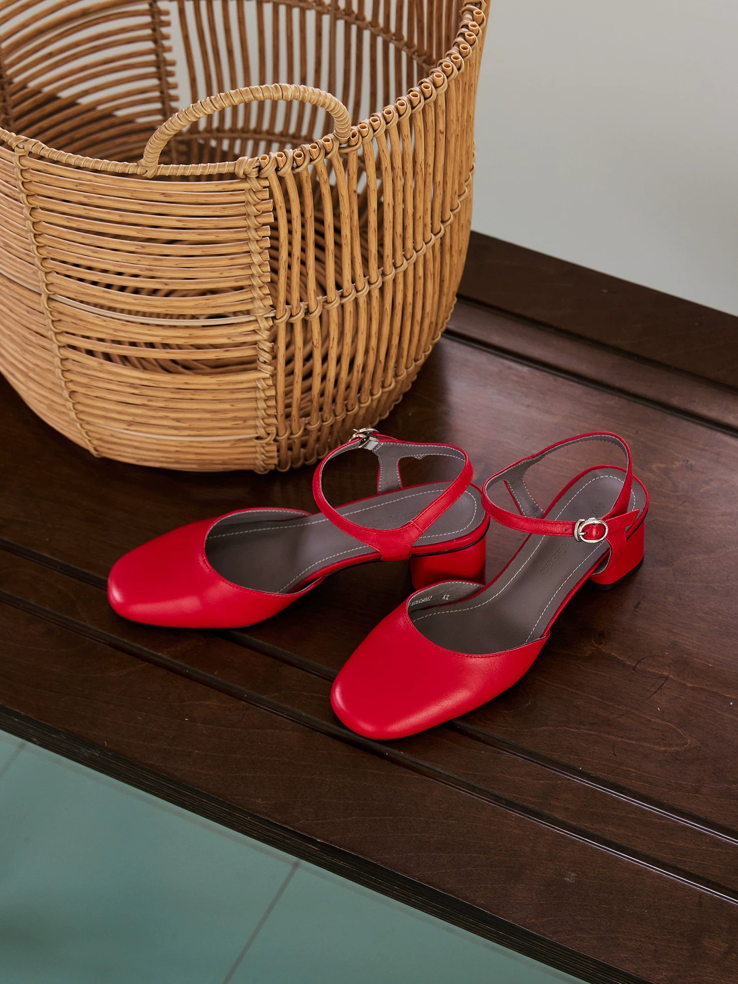 MILOOEY Leather Chunky Heel Mary Jane Sandal