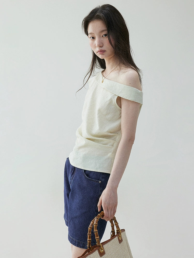 VOOE Irregularly Pleated Shoulder Shirt