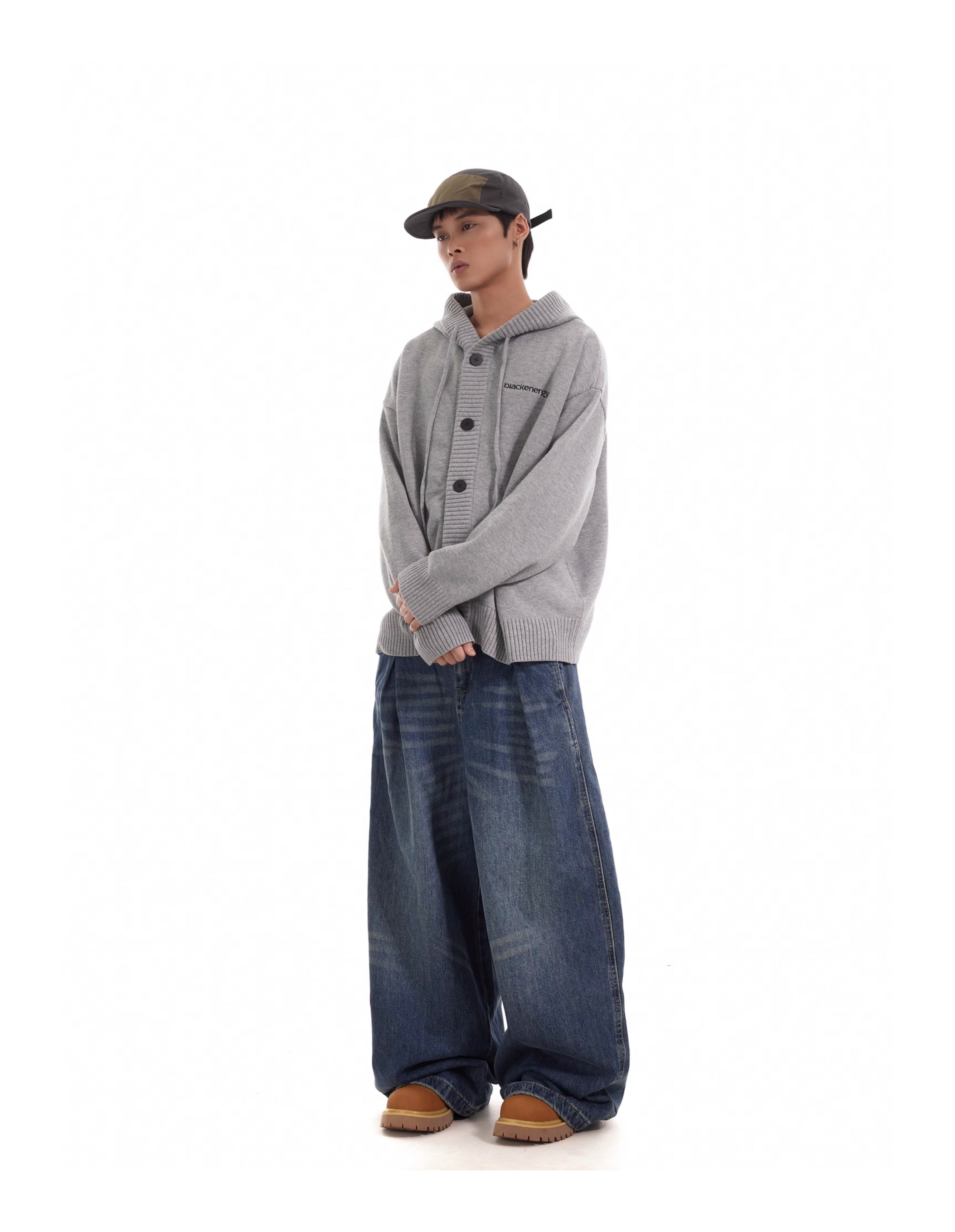 BTSG Washed Pleated Wide-Leg Jeans