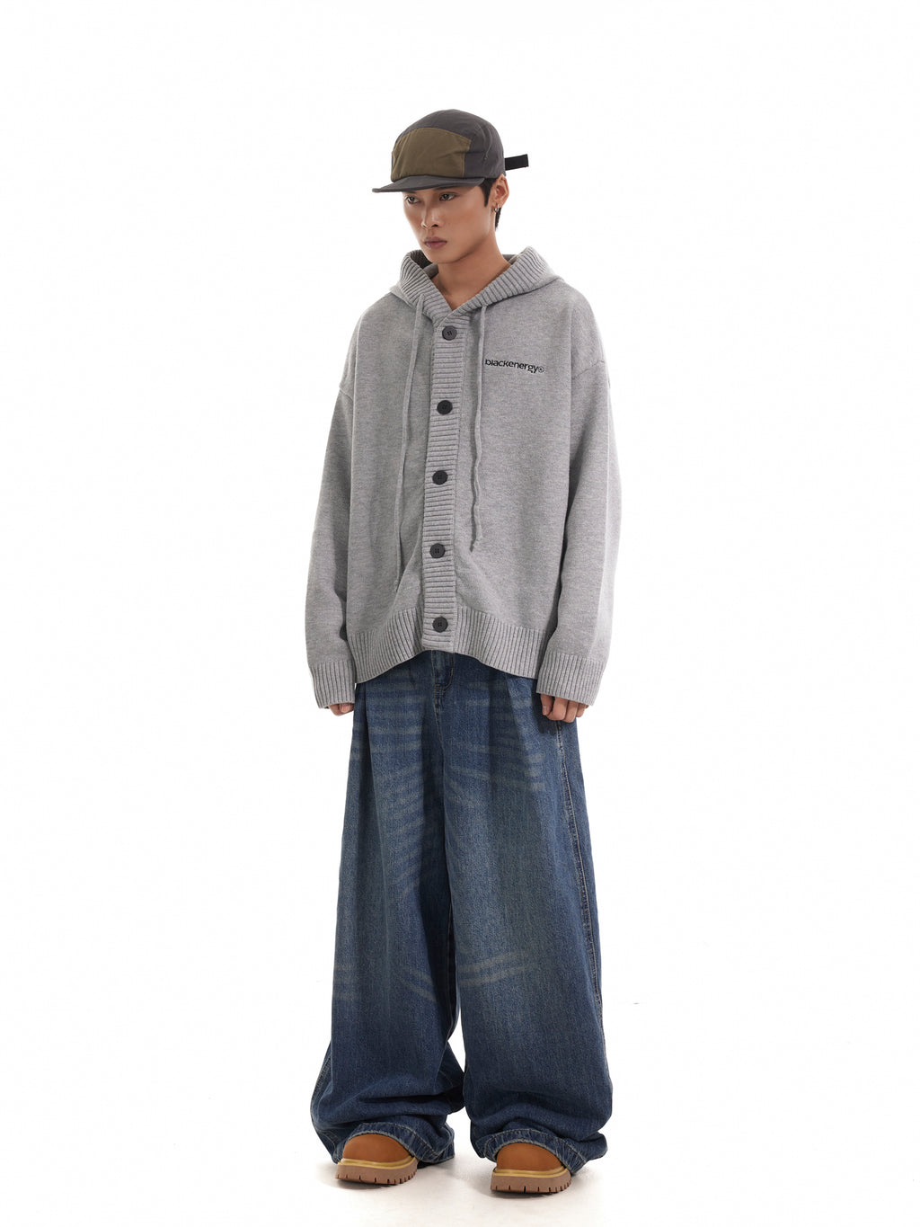 BTSG Washed Pleated Wide-Leg Jeans