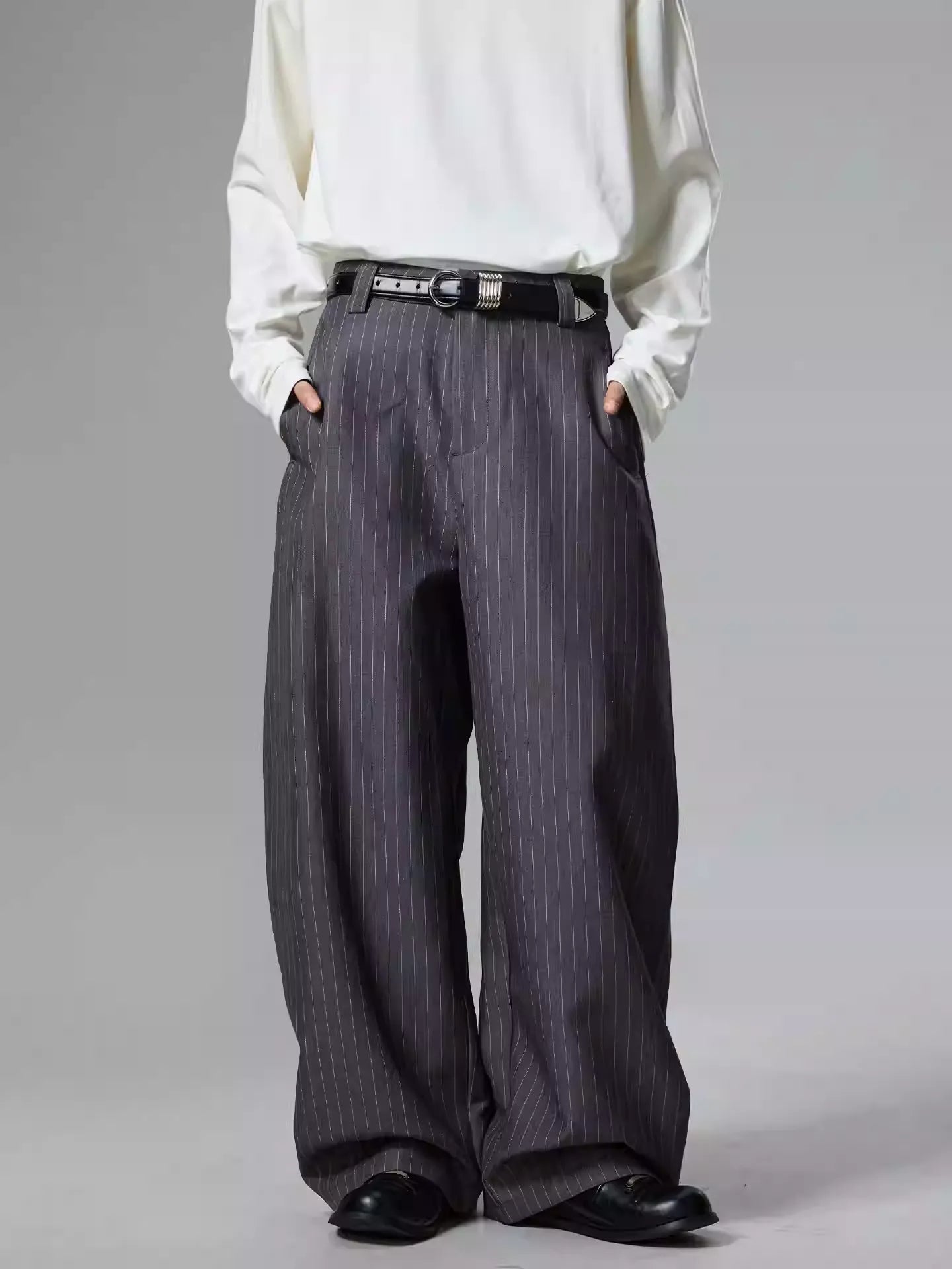 11KN Money Vertical Stripe Pleated Wide-Leg Trousers