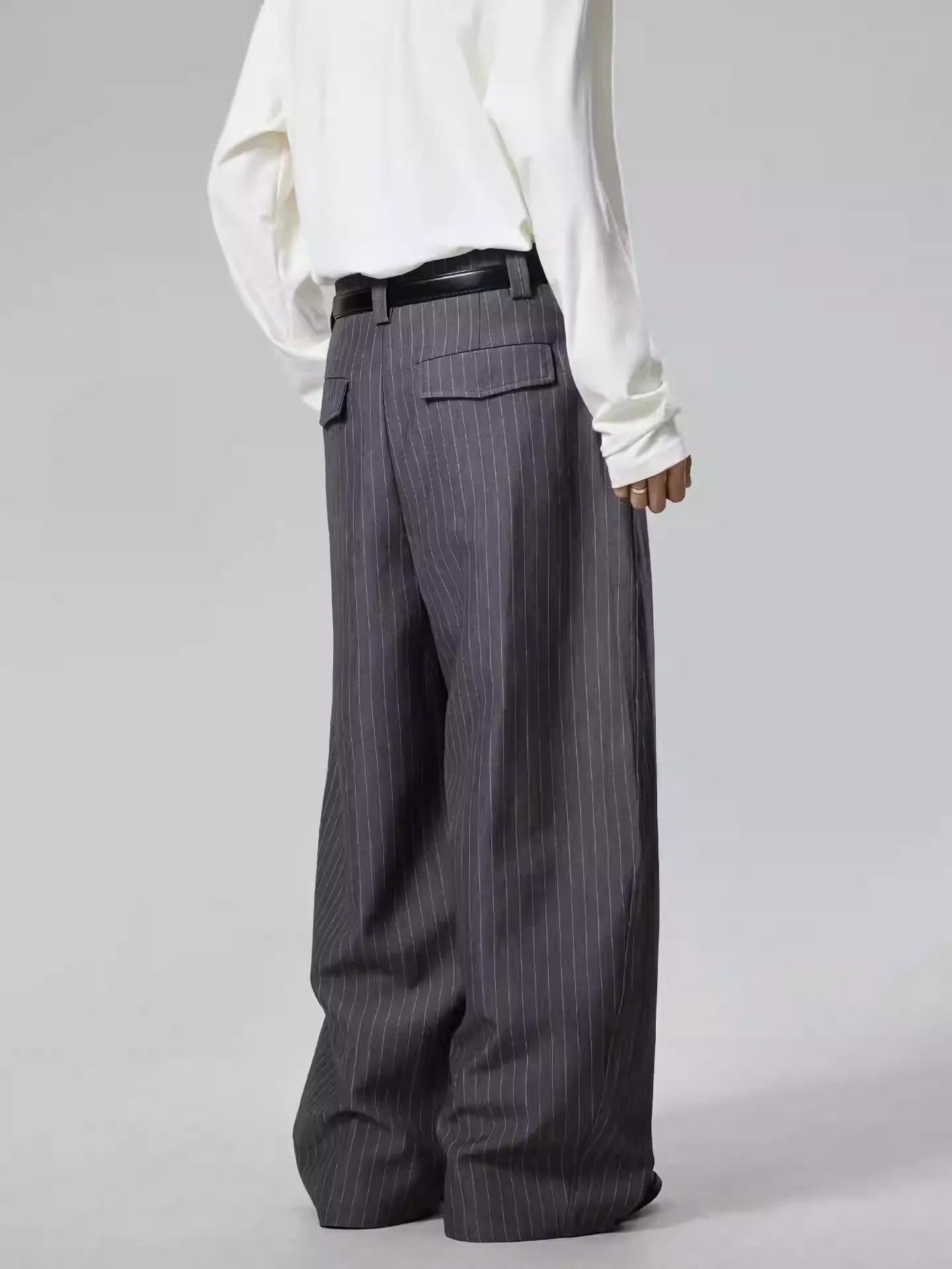 11KN Money Vertical Stripe Pleated Wide-Leg Trousers